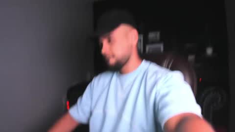 Snapshot of marcus_soler chatting on 05-22-26, 02:33 marcus_soler online show from 05-22-26, 02:33
