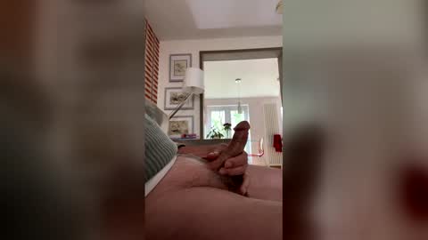 Snapshot of marcusflying chatting on 05-18-26, 02:45 marcusflying online show from 05-18-26, 02:45