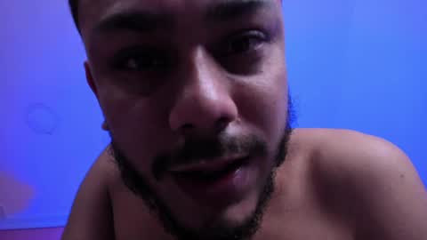 Snapshot of marcusgrayy chatting on 05-21-26, 02:35 Marcus online show from 05-21-26, 02:35