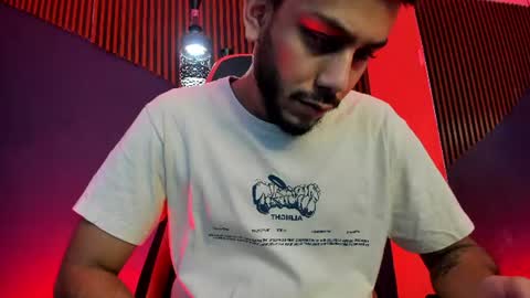Snapshot of marcusgrayy chatting on 06-18-26, 12:42 Marcus online show from 06-18-26, 12:42