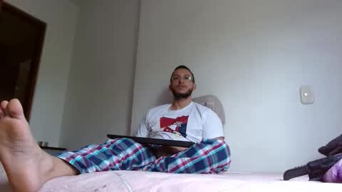   online show from 11-04-25, 05:12