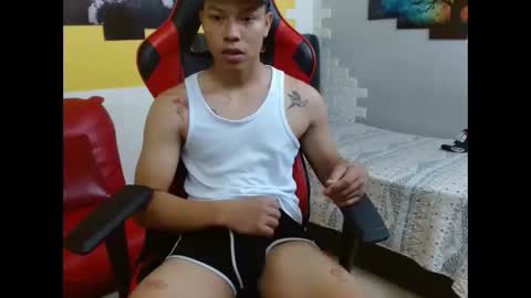 Snapshot of marcuss_2 chatting on 12-04-25, 01:20 marcuss_2 online show from 12-04-25, 01:20