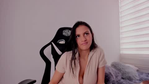 Snapshot of mardybum_ chatting on 02-07-25, 06:02 Maria online show from 02-07-25, 06:02