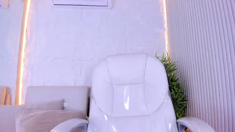 Snapshot of marelynsummer chatting on 05-08-26, 11:37 Marelyn online show from 05-08-26, 11:37