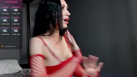 Snapshot of margaret_clark chatting on 02-17-25, 01:10 Margaret Clark online show from 02-17-25, 01:10