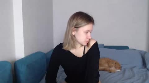 Snapshot of margaretstrein chatting on 02-15-25, 07:06 Alex and Jane online show from 02-15-25, 07:06