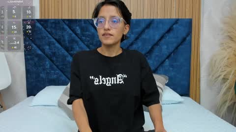 Aitana online show from 02-08-25, 01:54