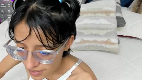 Aitana online show from 02-28-25, 04:43