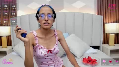 Aitana online show from 03-08-26, 01:47