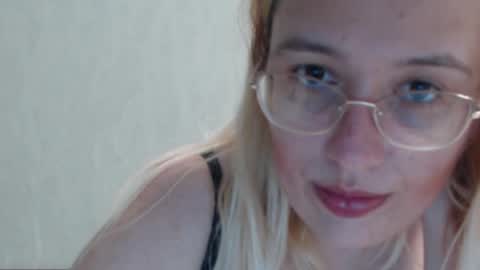 margo_shine online show from 12-21-25, 03:08