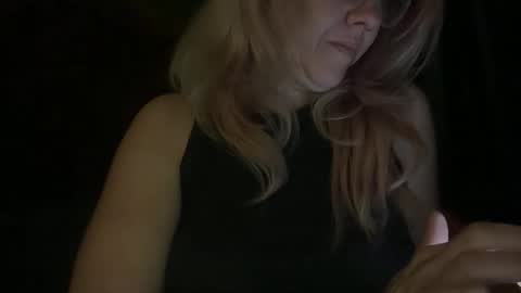 Elle online show from 03-29-26, 05:07