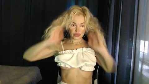 Margoo online show from 10-28-25, 03:43