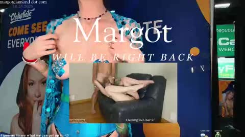 Snapshot of margotdiamond chatting on 10-25-25, 04:57   online show from 10-25-25, 04:57