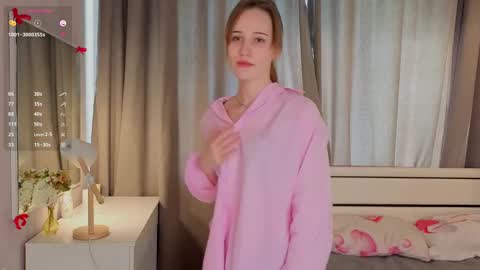 Snapshot of margretlanglo chatting on 04-26-26, 04:43 Rita online show from 04-26-26, 04:43