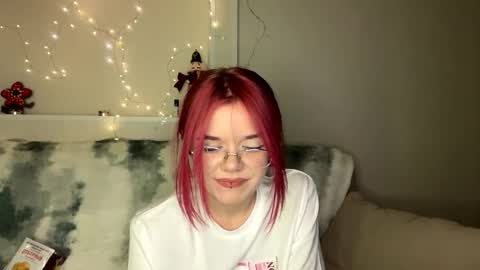 Lina online show from 02-12-26, 10:38