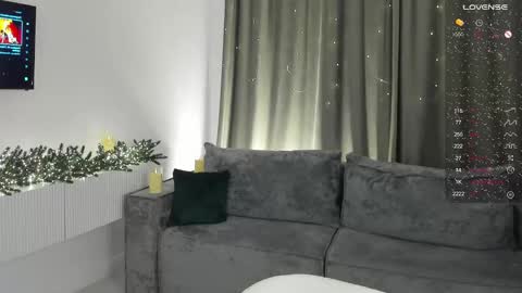 Snapshot of mari_nett chatting on 12-16-24, 08:26 mari_nett online show from 12-16-24, 08:26