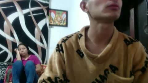 Snapshot of maria_and_angel17 chatting on 12-31-24, 01:15 Mara and ngel online show from 12-31-24, 01:15