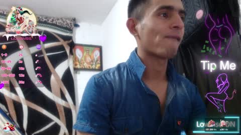 Snapshot of maria_and_angel17 chatting on 01-03-25, 01:38 Mara and ngel online show from 01-03-25, 01:38