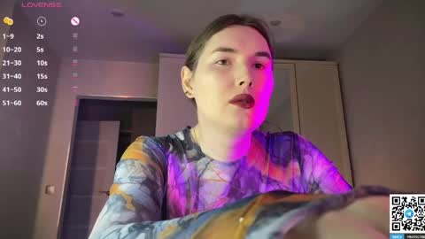 Snapshot of maria_bowie chatting on 05-03-26, 04:07 Maria online show from 05-03-26, 04:07