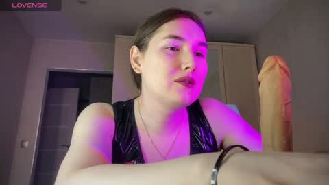 Snapshot of maria_bowie chatting on 05-25-26, 04:40 Maria online show from 05-25-26, 04:40