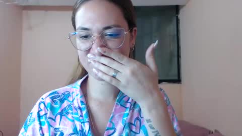 Snapshot of maria_c_s chatting on 07-22-26, 01:19 maria celeste online show from 07-22-26, 01:19