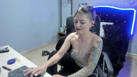 Maria fernanda online show from 12-10-24, 10:17
