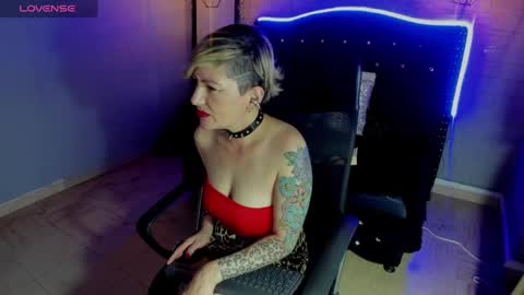 Maria fernanda online show from 01-29-25, 04:26