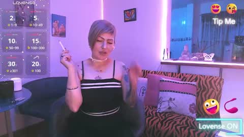 Maria fernanda online show from 10-22-25, 02:56