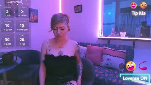 Maria fernanda online show from 11-21-25, 07:12