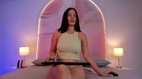 Maria  online show from 04-25-26, 11:13