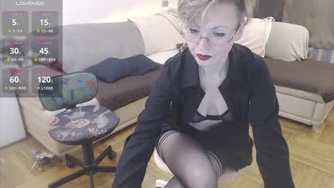 Mari online show from 04-02-26, 10:57