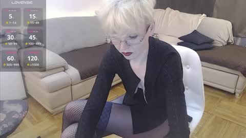 Mari online show from 05-16-26, 10:58