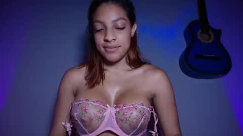 Snapshot of maria_rosee chatting on 09-13-25, 03:23 ELI online show from 09-13-25, 03:23