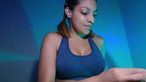 Snapshot of maria_rosee chatting on 06-25-26, 03:05 ELI online show from 06-25-26, 03:05