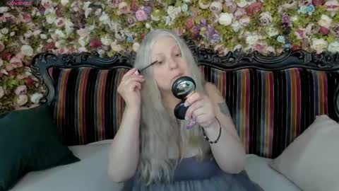 Maria online show from 07-12-26, 10:01