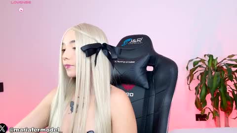 Maria Fer online show from 04-22-26, 06:09