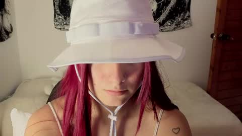 Maria online show from 06-14-26, 08:44
