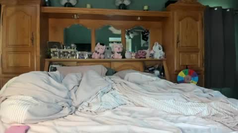 Pinkkitty online show from 07-24-26, 12:08