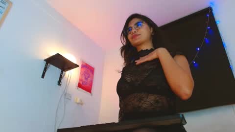 Snapshot of mariamcalad chatting on 02-11-25, 03:08 Mariam Calad online show from 02-11-25, 03:08