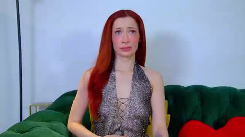 Snapshot of mariamenson chatting on 06-28-26, 06:25 MariaMenson online show from 06-28-26, 06:25