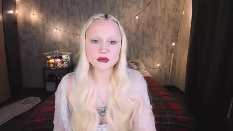 Maria online show from 11-21-25, 02:54