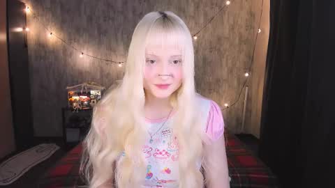 Maria online show from 11-23-25, 12:10