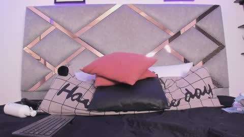 Snapshot of marian_pinzon chatting on 02-06-25, 08:50 Marian online show from 02-06-25, 08:50