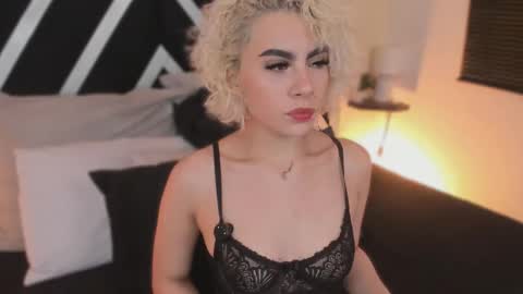 Marian online show from 12-19-25, 03:02