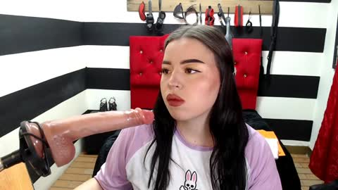 Marian online show from 01-29-25, 03:01