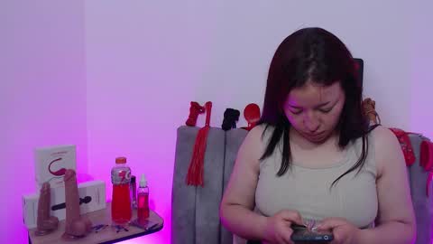 Marian online show from 11-24-25, 03:17