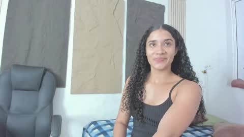 Snapshot of marian_rios chatting on 05-14-26, 11:06 Marian online show from 05-14-26, 11:06