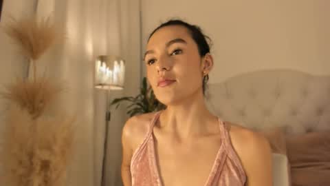 Snapshot of marian_skinny chatting on 03-04-26, 02:01 Marian online show from 03-04-26, 02:01