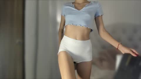 Snapshot of marian_skinny chatting on 07-20-26, 05:11 Marian online show from 07-20-26, 05:11