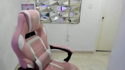 mariana01_m online show from 06-10-26, 11:53